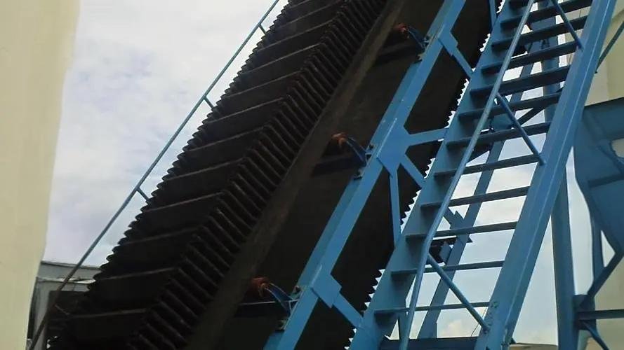 DJ type Wave shaped edge high dip angle belt conveyor